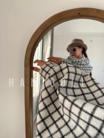 پیراهن پشمی دخترانه مدل سپید طرح چهارخونه سفید در سایت حانی گلی