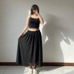 دامن حریر طرح برجسته کلوش مشکی «Noir Flow» | برند اچ جی لوکس
