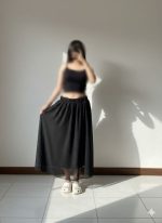دامن حریر طرح برجسته کلوش مشکی «Noir Flow» | برند اچ جی لوکس